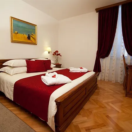 Twin 3219f Guest house 4*